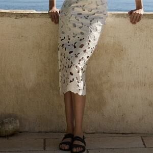 H&M Ecru Midi Skirt Size 6 Embroidered Cutout BNWT